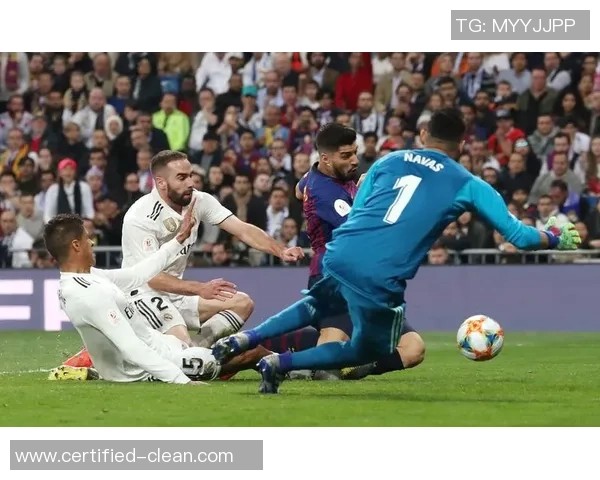 波尔图大胜巴萨五比一乌龙球瞬间点燃全场激情集锦回顾