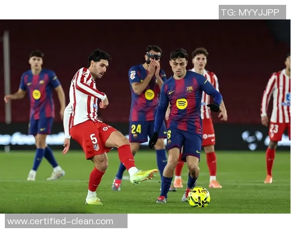 欧冠激战：利物浦3-0国米补时进球引发争议判罚全场沸腾