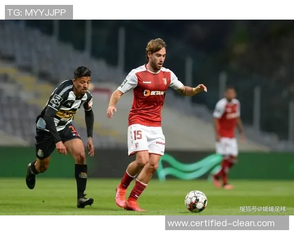 足总杯激战波尔图与本菲卡平局红牌事件引发全场热议与争议