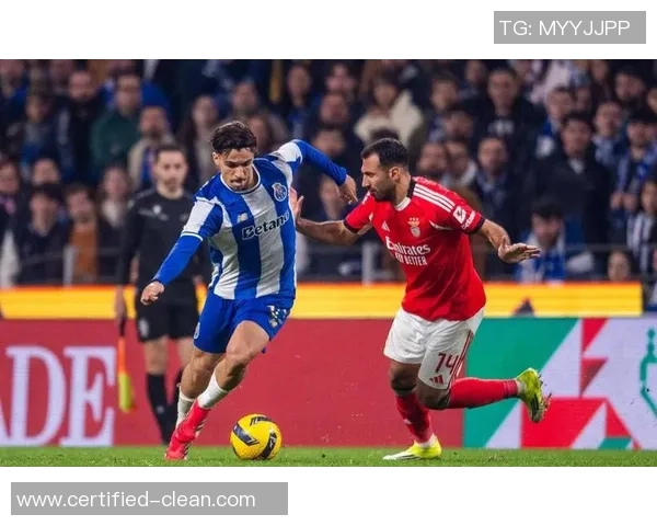 切尔西在欧联杯中以3-0战胜波尔图帽子戏法点燃全场激情 切尔西在欧联杯中以3-0战胜波尔图帽子戏法点燃全场激情