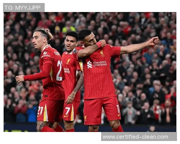 欧联杯惊天逆转利物浦2-1战胜曼联引发全场狂欢