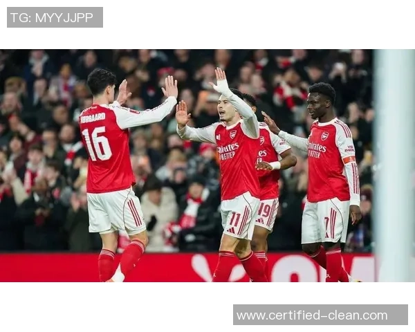 足总杯激战曼联大胜马竞五球狂潮引发转会风波与热议 足总杯激战曼联大胜马竞五球狂潮引发转会风波与热议