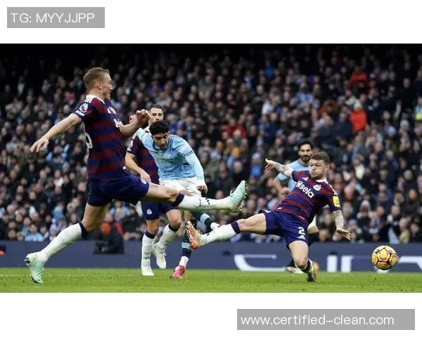 意甲惊天冷门那不勒斯狂胜曼城4-0上演帽子戏法引爆全场激情 意甲惊天冷门那不勒斯狂胜曼城4-0上演帽子戏法引爆全场激情