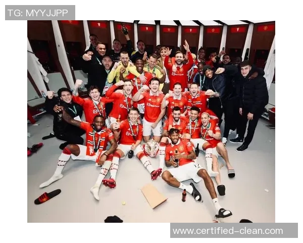 欧联杯精彩对决曼联与阿森纳战成平局帽子戏法引发全场热潮