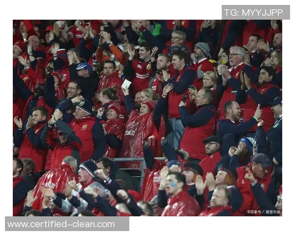 世界杯焦点战曼联与利物浦激战成平局全场沸腾瞬间回顾