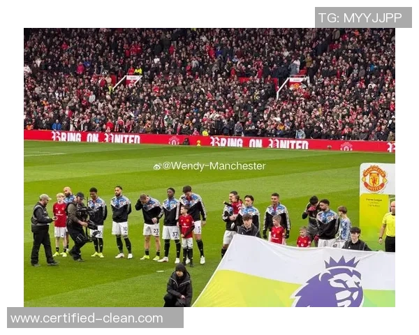 欧联杯曼联绝杀多特蒙德补时进球引发争议判罚全场沸腾 欧联杯曼联绝杀多特蒙德补时进球引发争议判罚全场沸腾