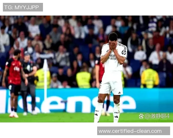 意甲激战:拜仁狂胜皇马五球大捷绝杀时刻引爆全场激情 意甲激战:拜仁狂胜皇马五球大捷绝杀时刻引爆全场激情