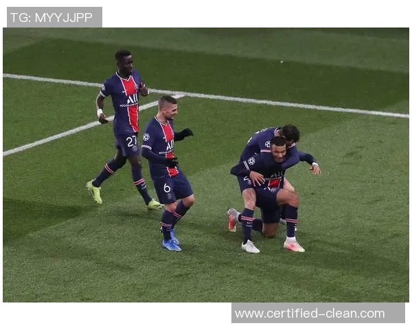 西甲赛场惊现冷门巴黎圣日耳曼狂胜尤文图斯引发全场震撼 西甲赛场惊现冷门巴黎圣日耳曼狂胜尤文图斯引发全场震撼